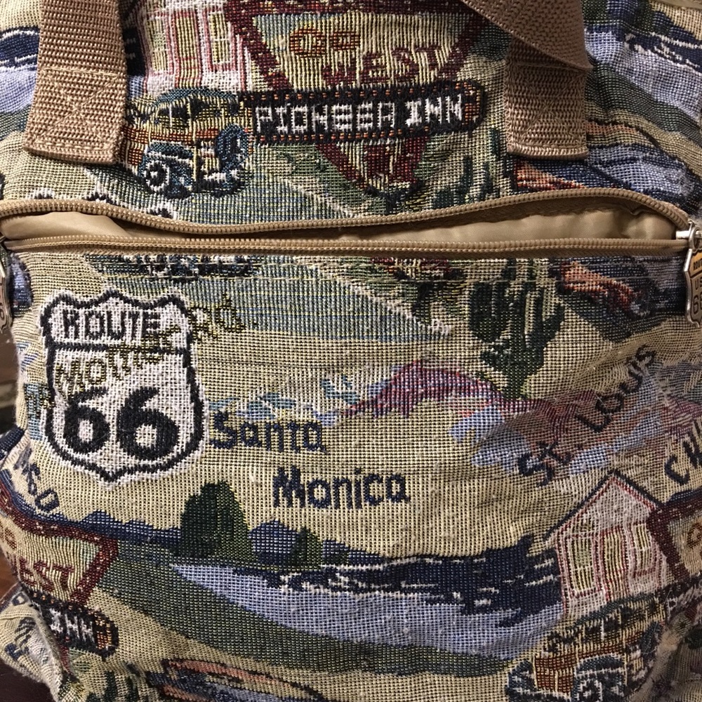 Tote Bag EUC. No rips , tears or stains